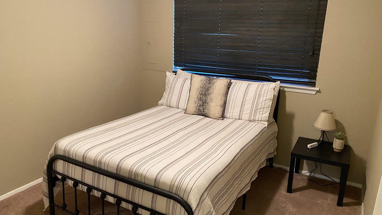 Photo of Bedroom in Northeast Heights