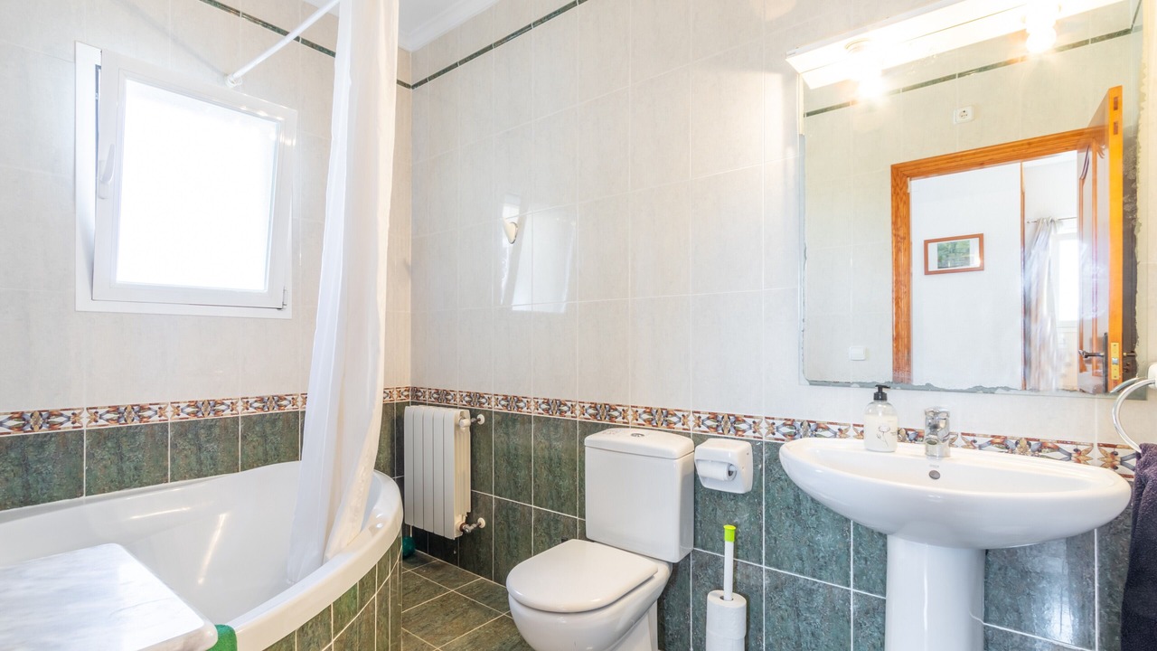 Photo of Bathroom in Cumbre del Sol