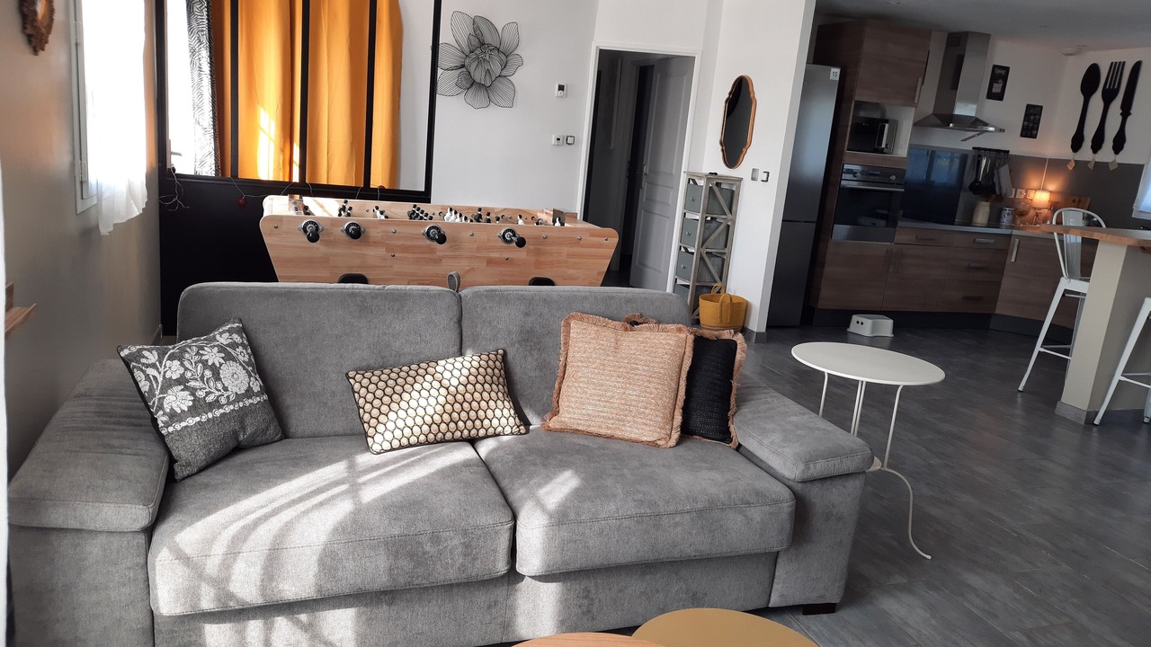 Photo of Livingroom in Saint-Romain-le-Preux