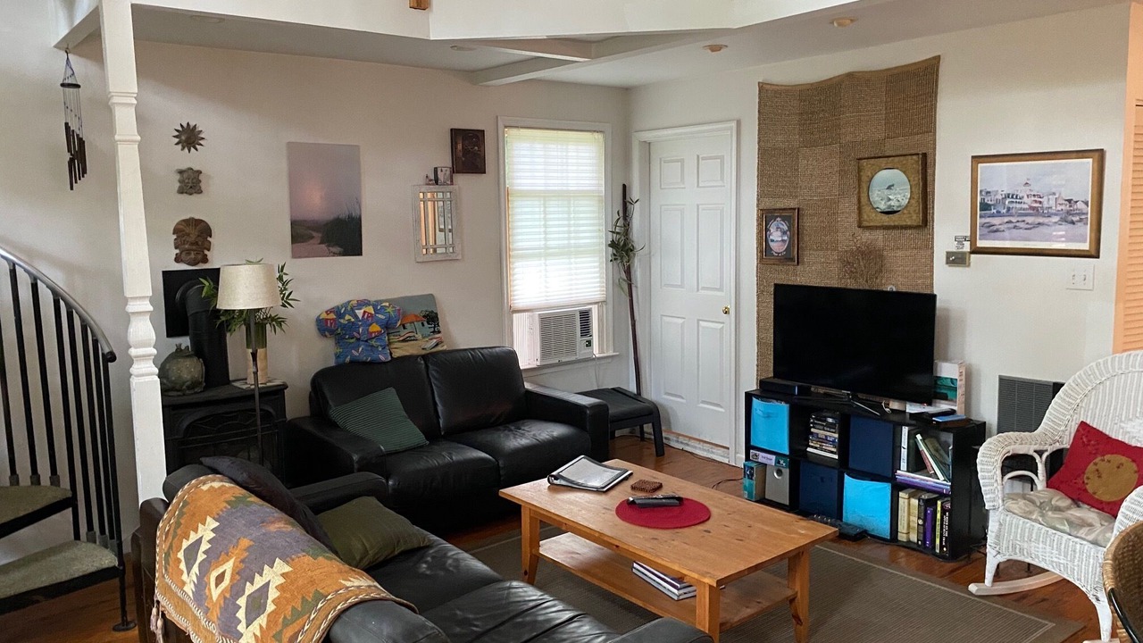 Photo of Livingroom in Cape May Point