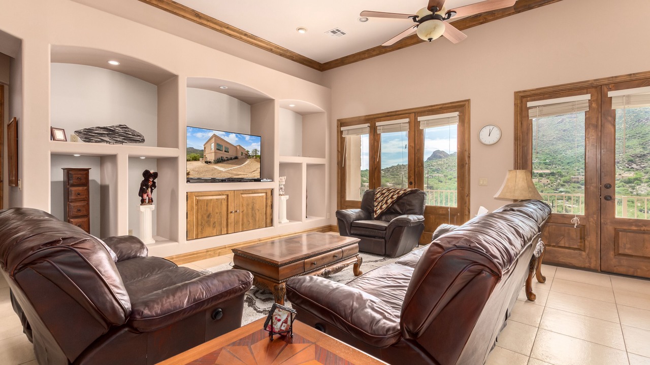 Photo of Livingroom in Cave Creek