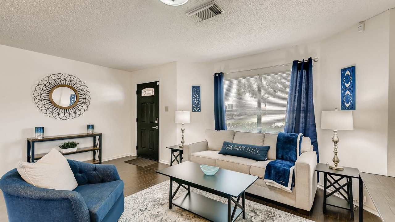 Photo of Livingroom in West San Antonio