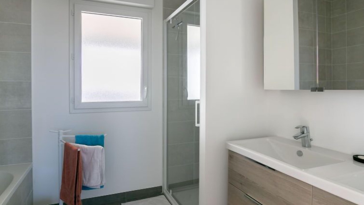 Photo of Bathroom in Rocabey - Alsace - Gare