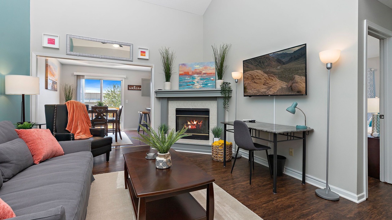 Photo of Livingroom in Raymore