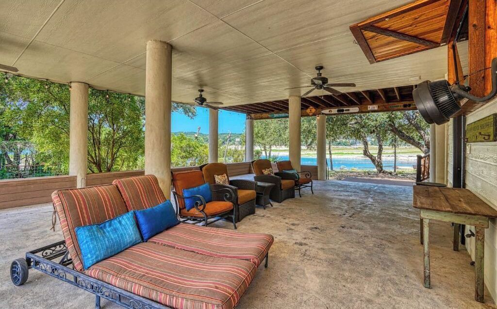 Photo of Patio Balcony in Lakehills