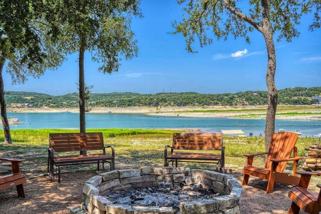 Photo of Outdoor in Lakehills