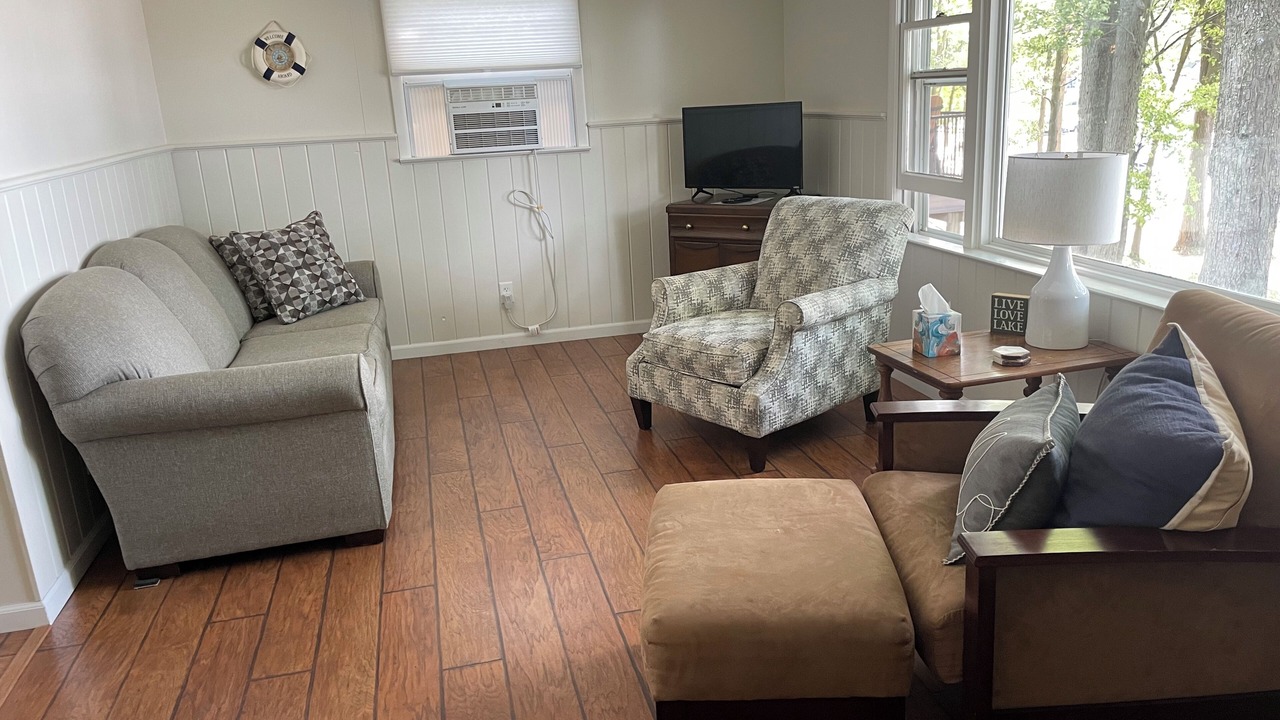 Photo of Bedroom in Coral