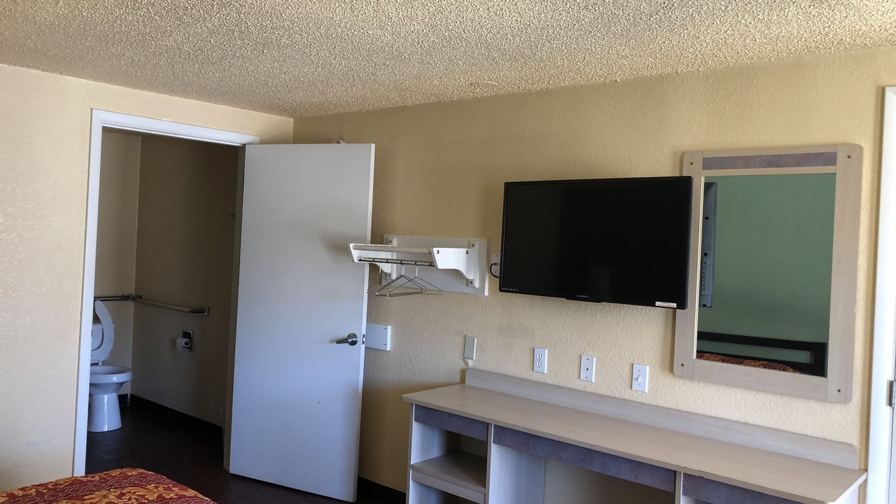 Photo of Bedroom in Mentor