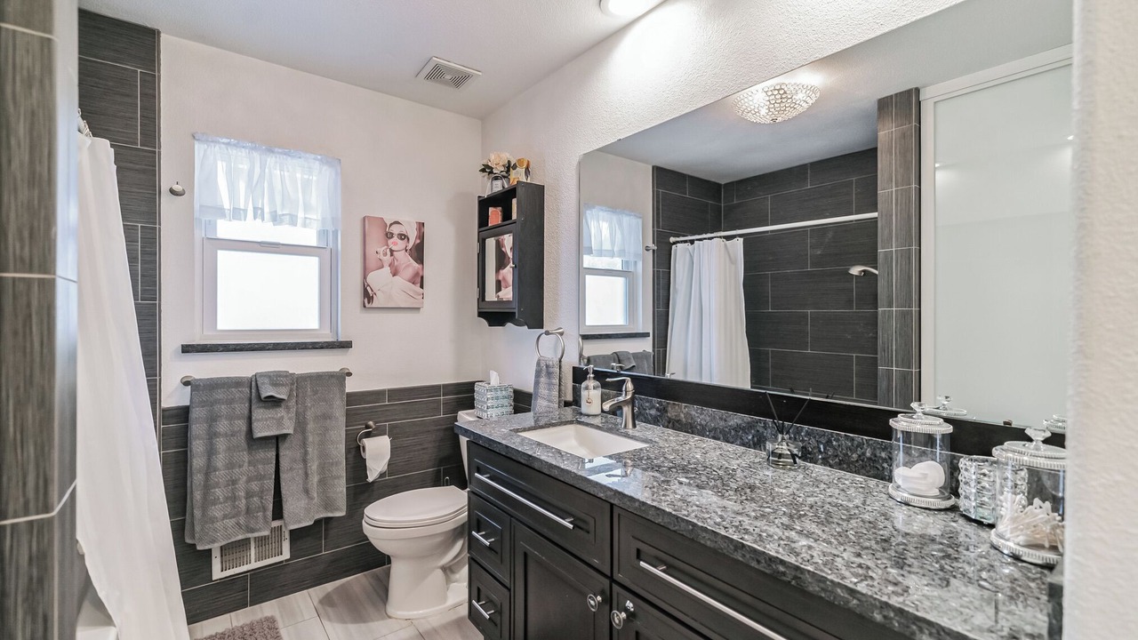 Photo of Bathroom in Discovery Bay
