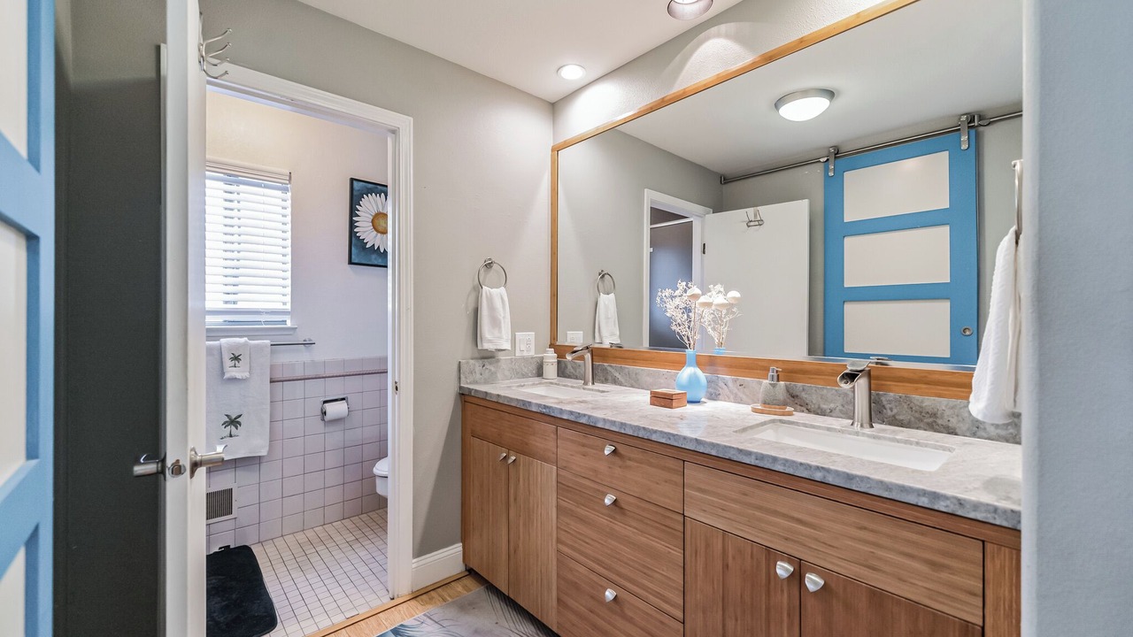 Photo of Bathroom in Discovery Bay