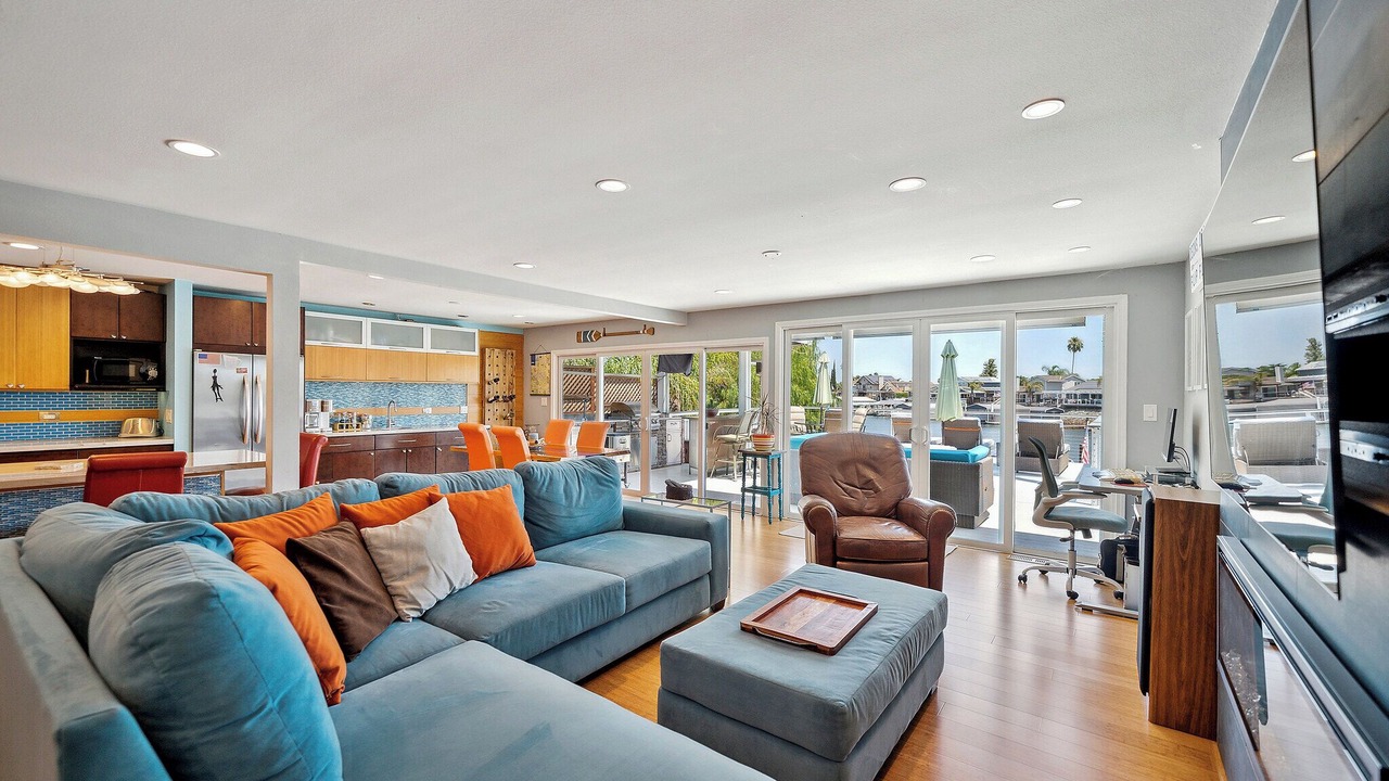 Photo of Livingroom in Discovery Bay