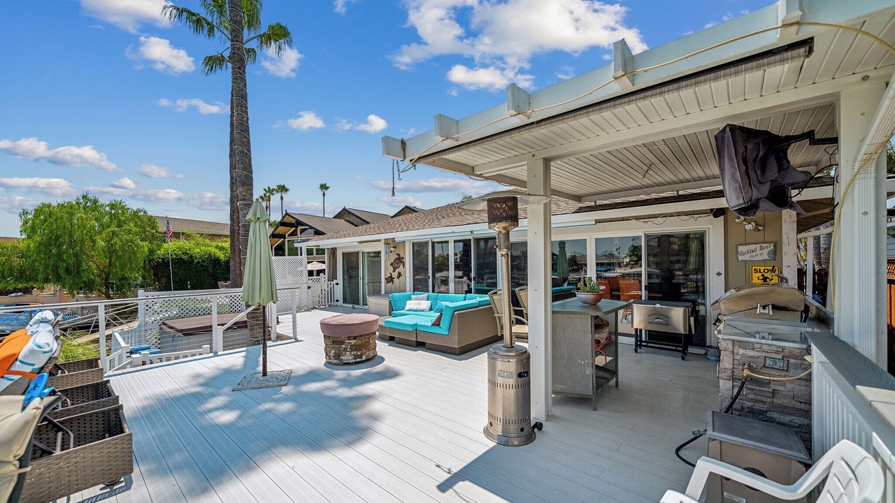 Photo of Patio Balcony in Discovery Bay