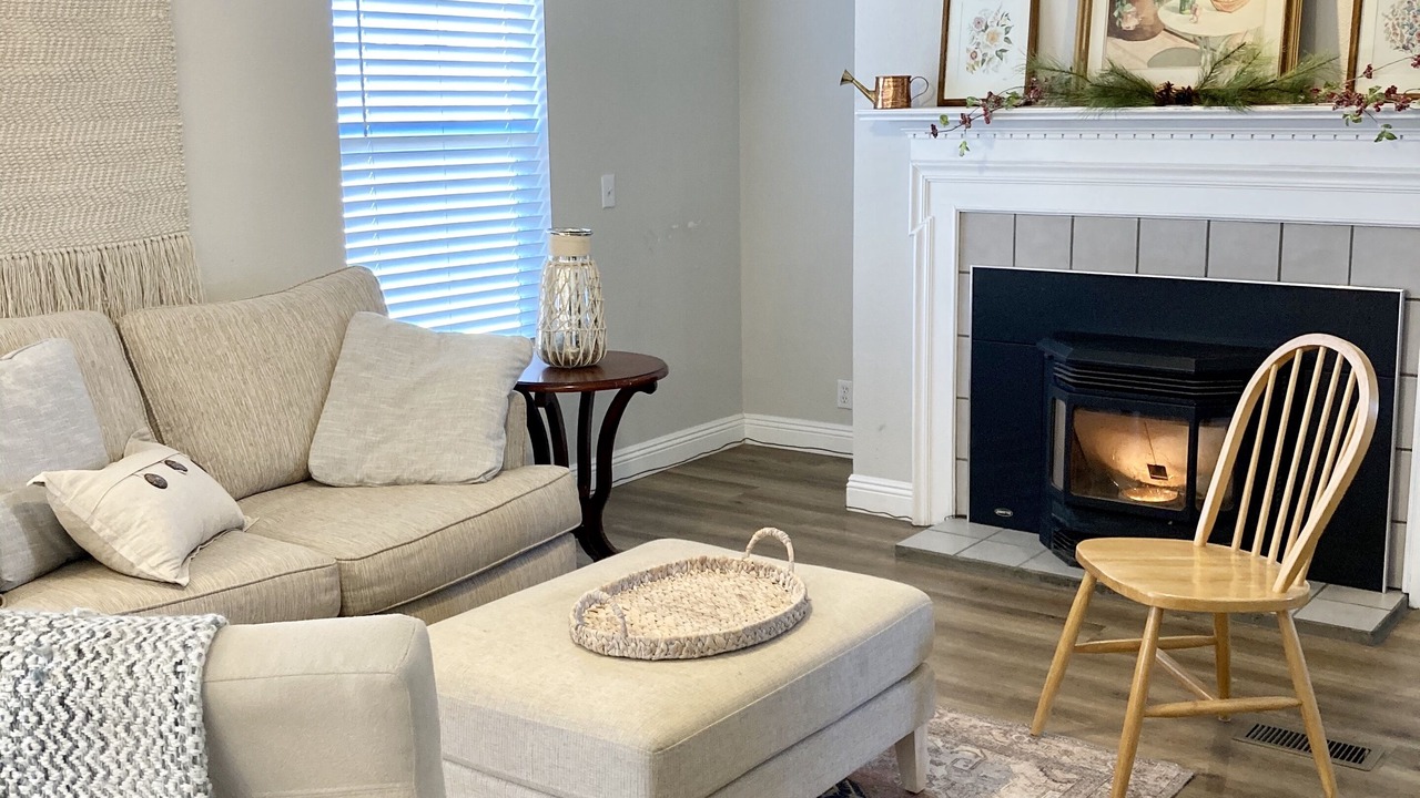 Photo of Livingroom in Rio Rancho