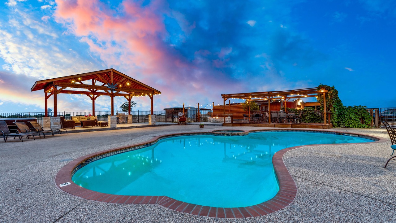 Photo of Outdoor in Weston