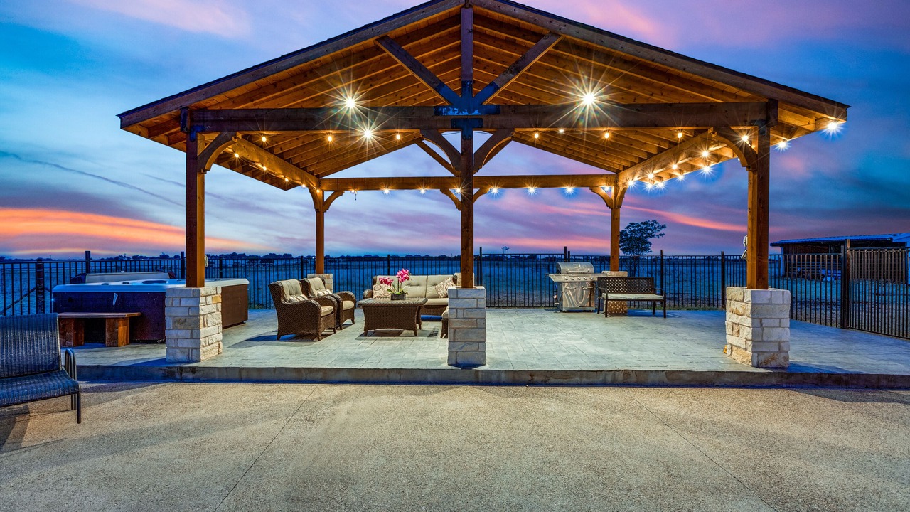 Photo of Patio Balcony in Weston