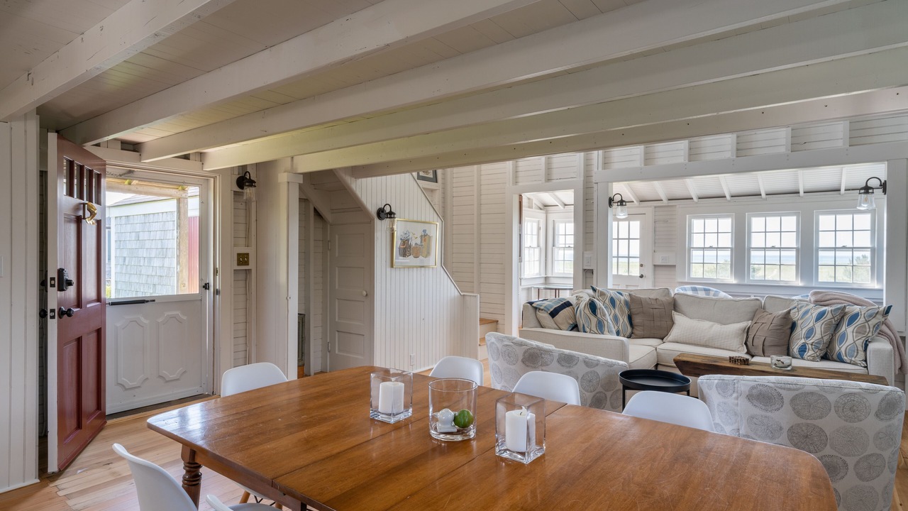 Photo of Others in Surfside