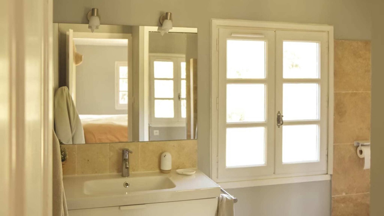 Photo of Bathroom in Cuers