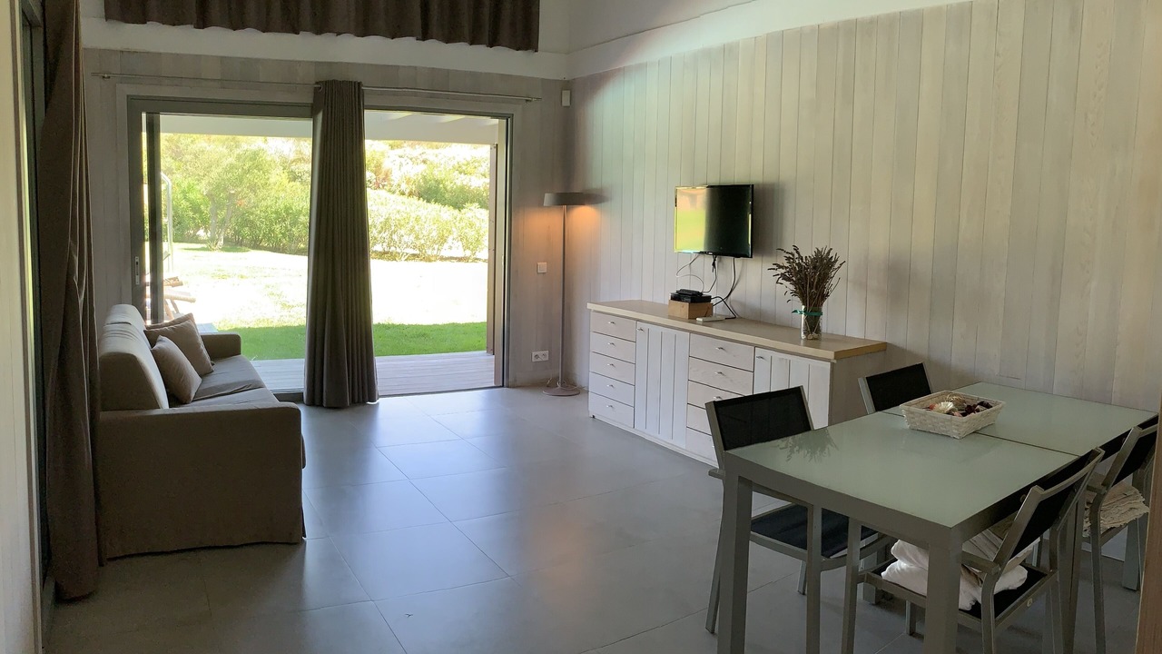 Photo of Livingroom in Bonifacio