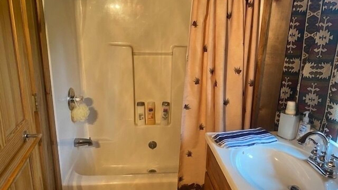 Photo of Bathroom in Starlight