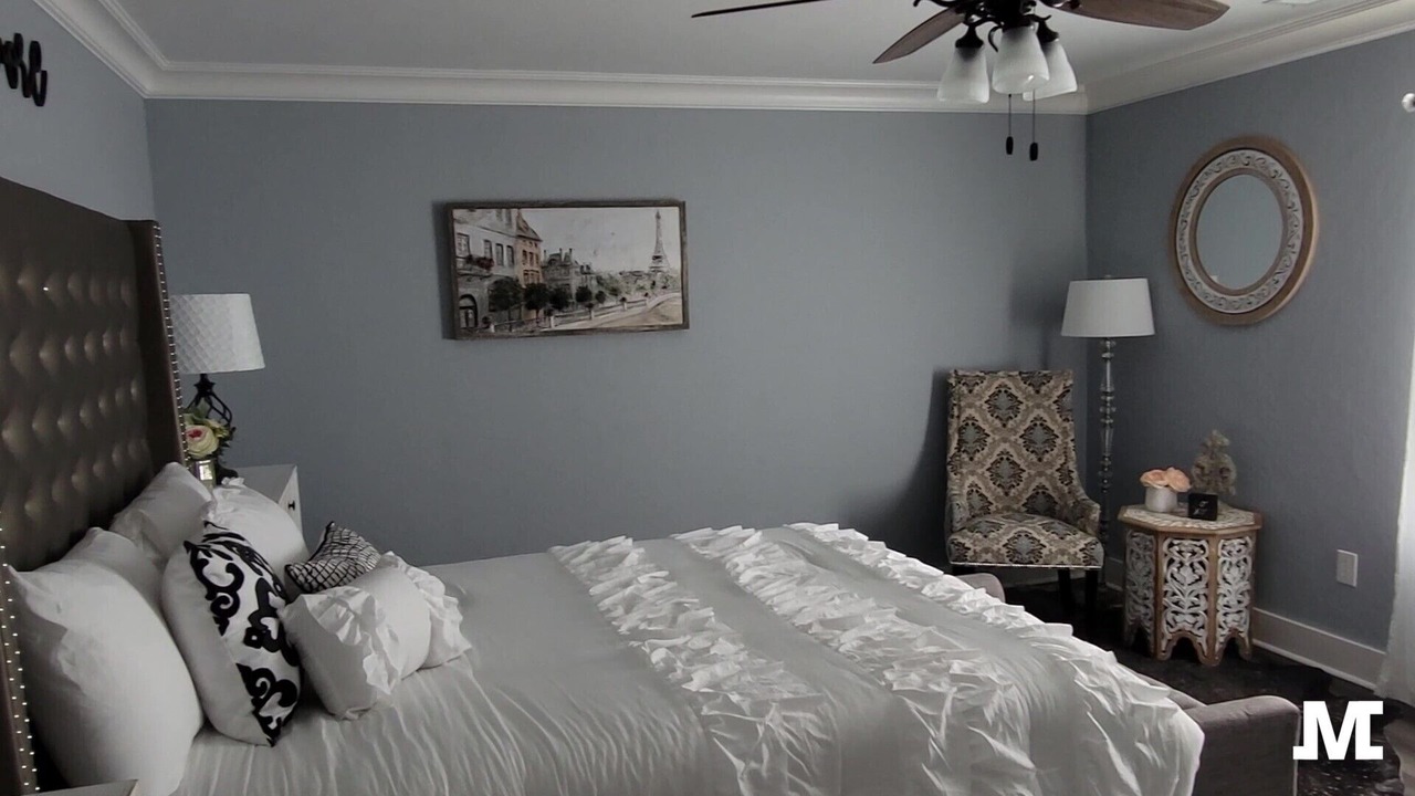 Photo of Bedroom in Pittsburg