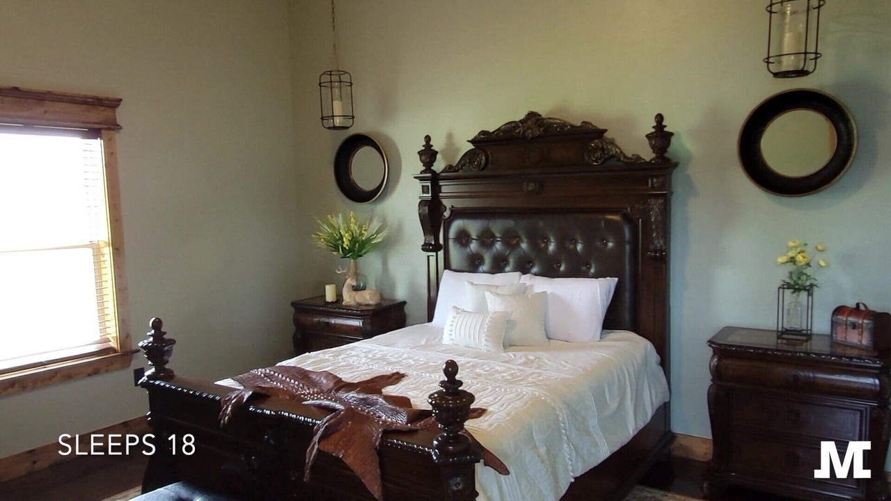 Photo of Bedroom in Pittsburg