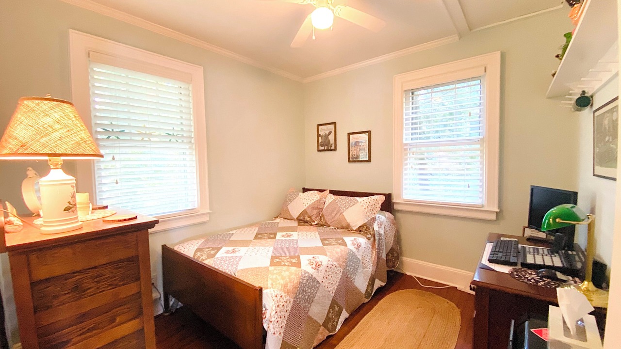 Photo of Bedroom in Cutchogue