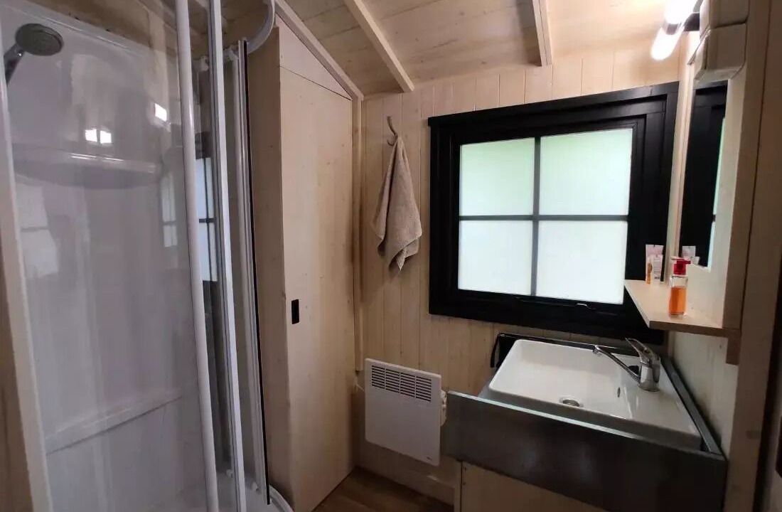 Photo of Bathroom in Saint-Laurent-sur-Sevre