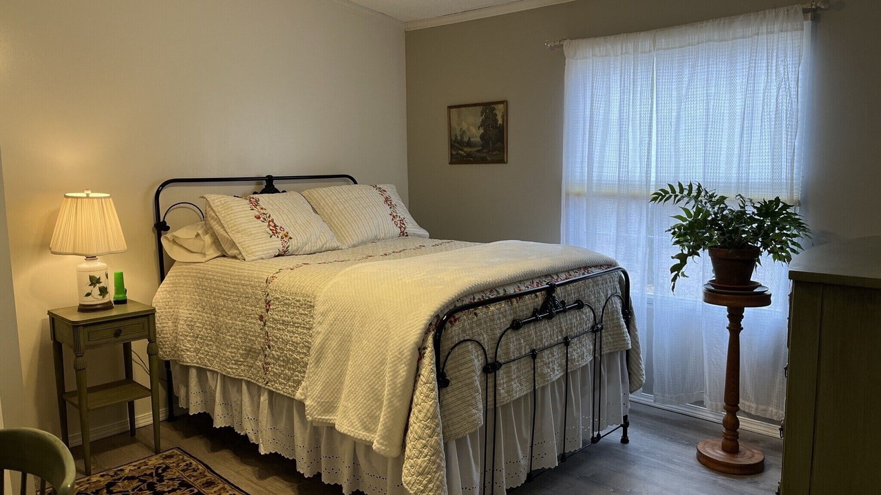 Photo of Bedroom in Bull Shoals