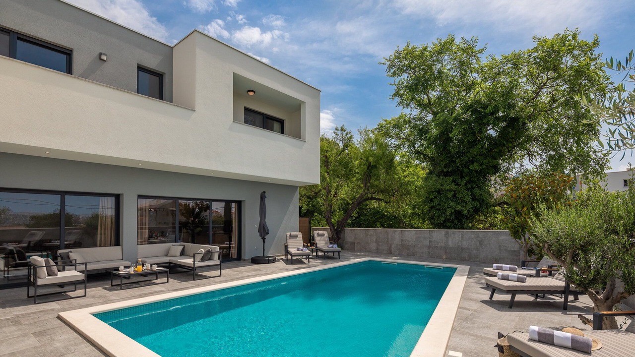 Photo of Outdoor in Solin