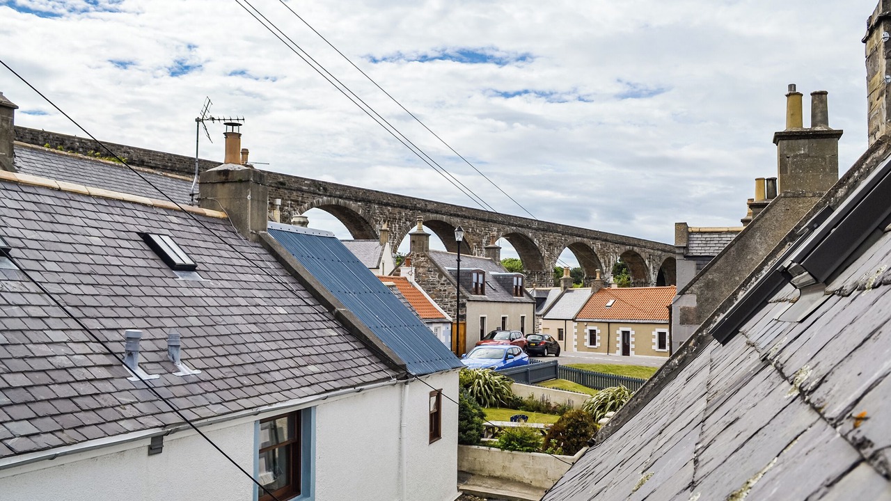 Photo of Others in Cullen