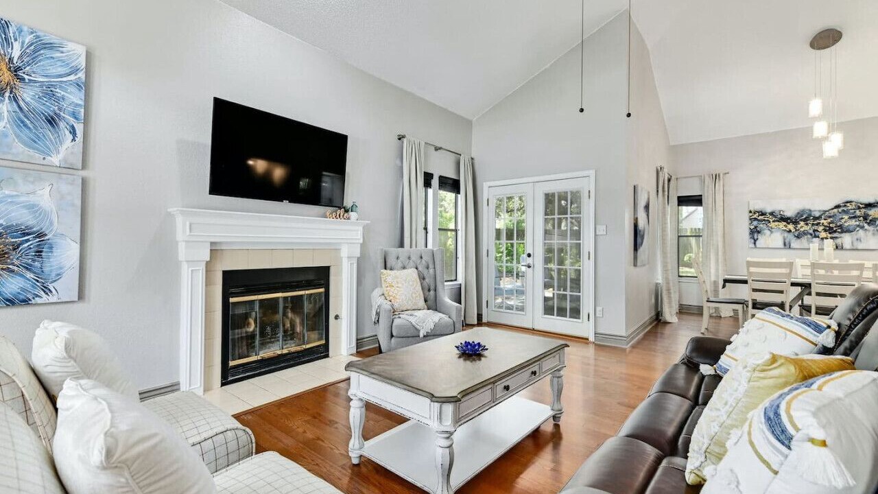 Photo of Livingroom in Milwood