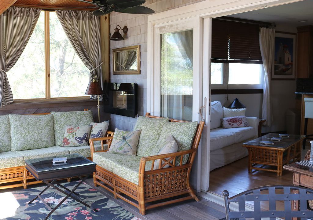 Photo of Livingroom in Admiral Estates