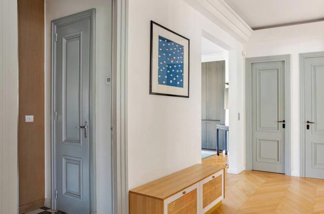 Photo of Others in Porte-Dauphine