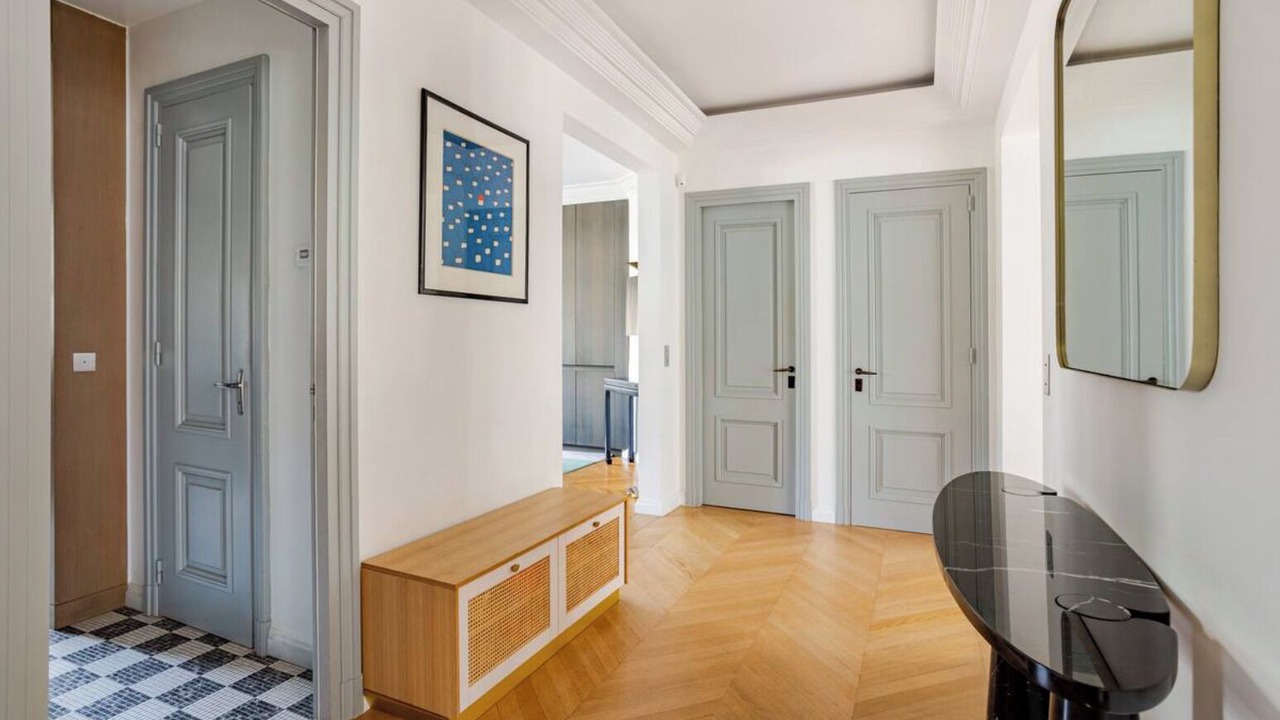 Photo of Others in Porte-Dauphine