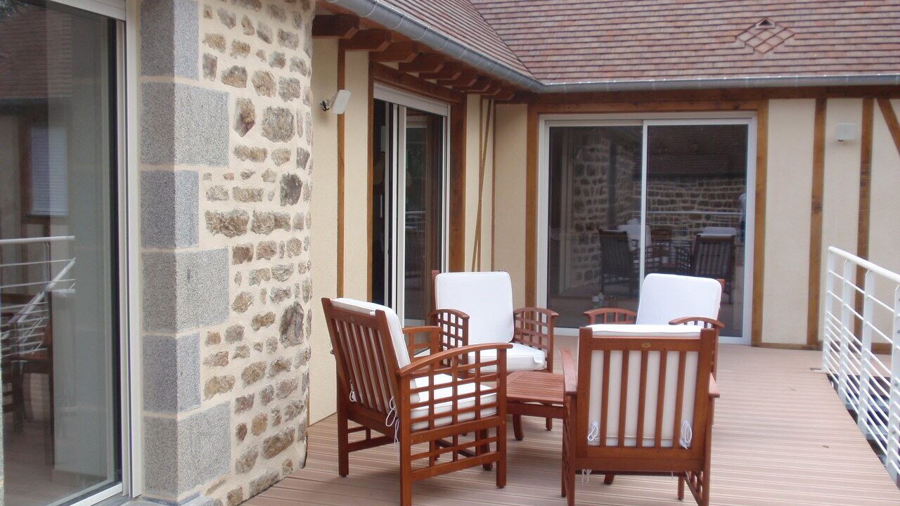 Photo of Patio Balcony in Sainte-Marguerite-de-Carrouges