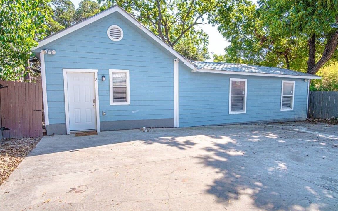 Photo of Outdoor in Five Points