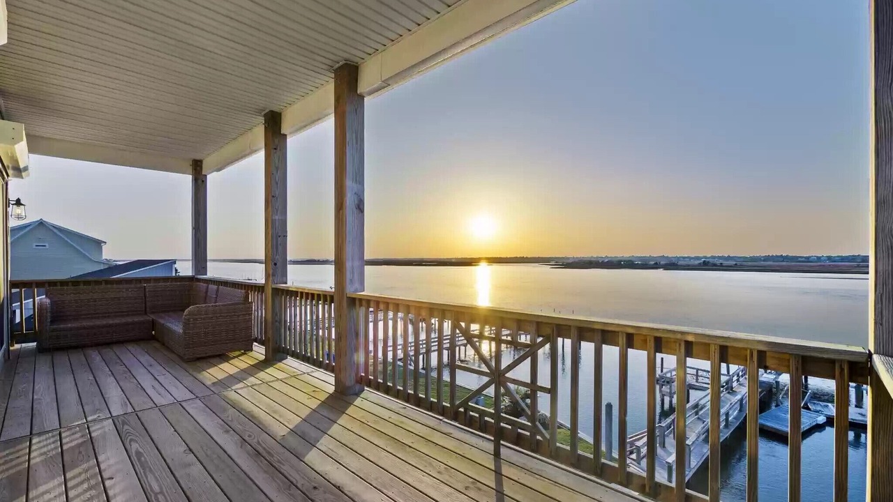 Photo of Patio Balcony in Topsail Beach