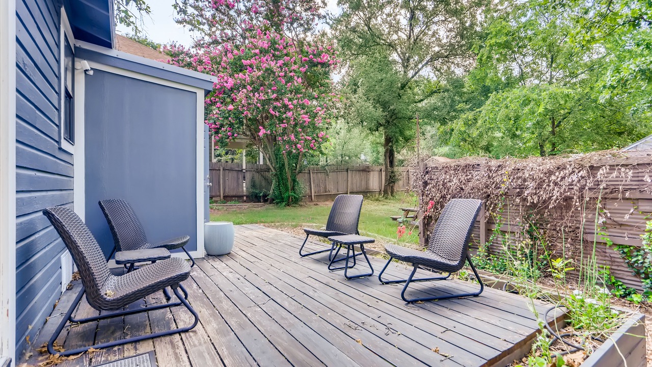 Photo of Patio Balcony in Chestnut
