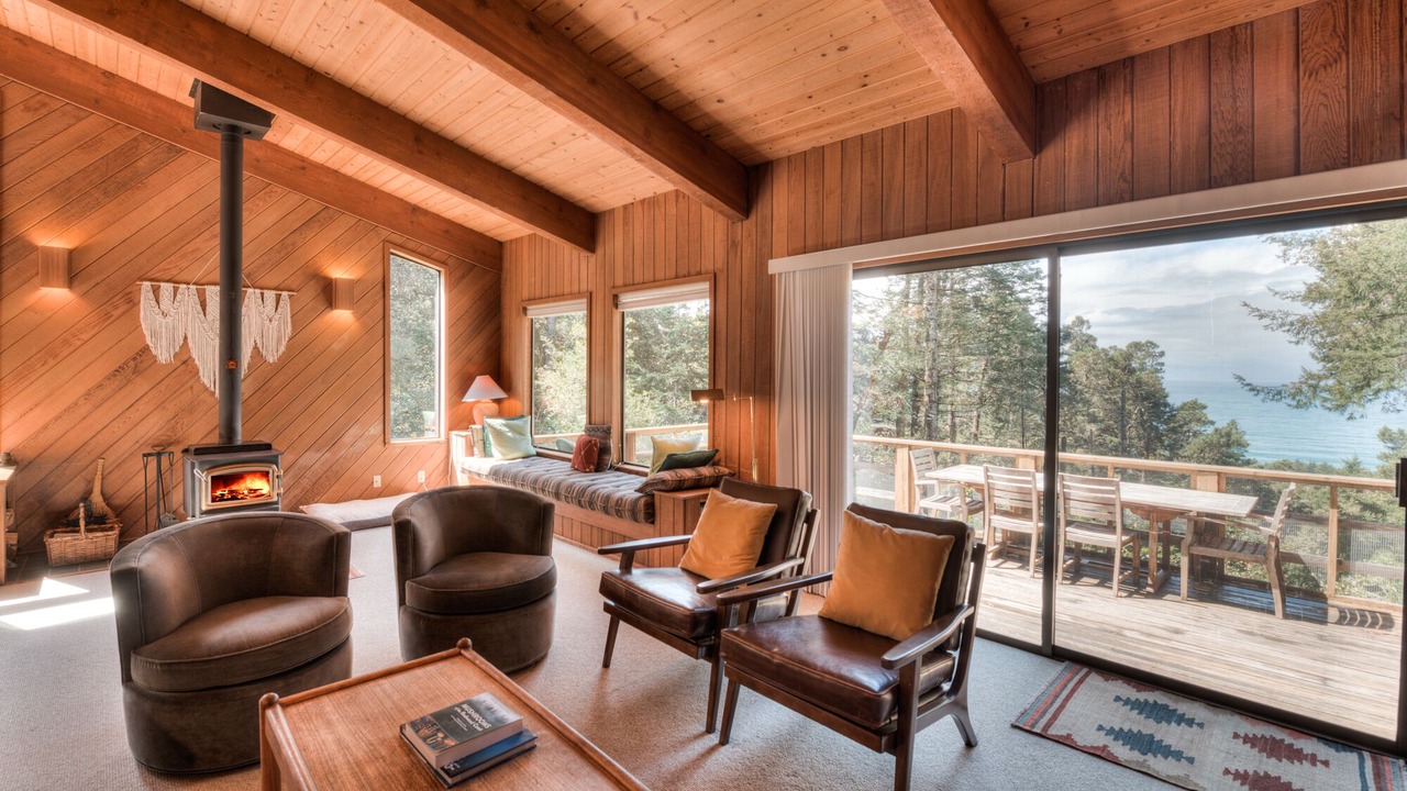 Photo of Livingroom in Sea Ranch