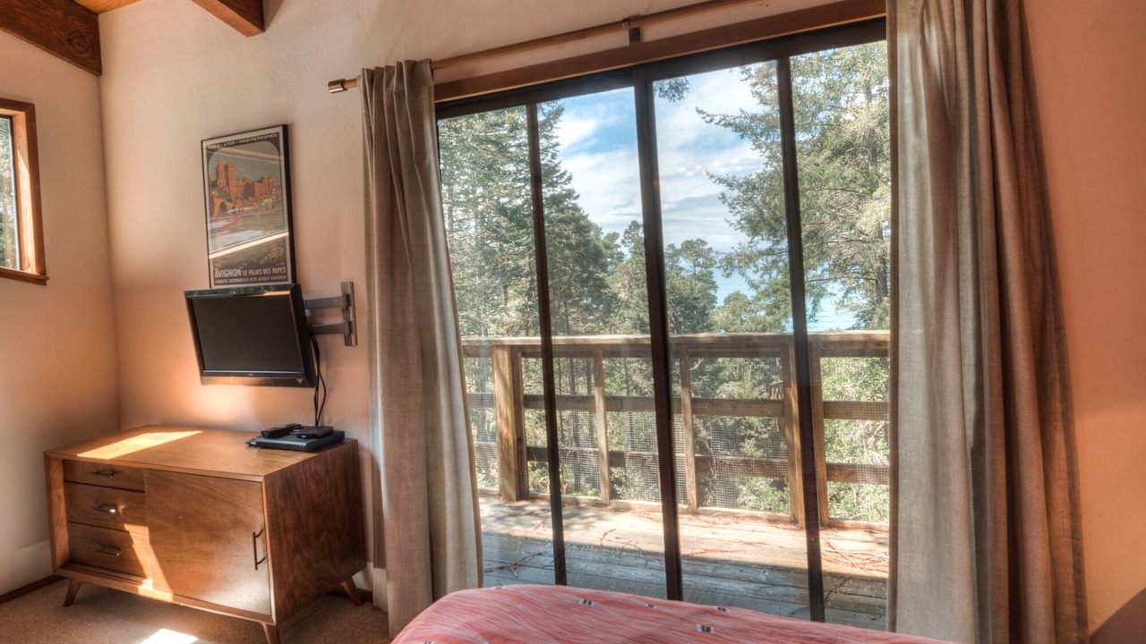 Photo of Bedroom in Sea Ranch