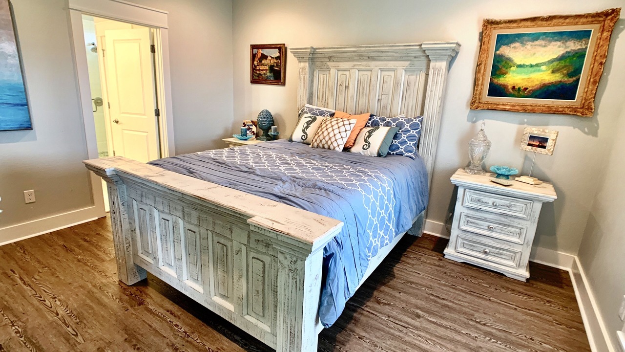 Photo of Bedroom in Port Bolivar