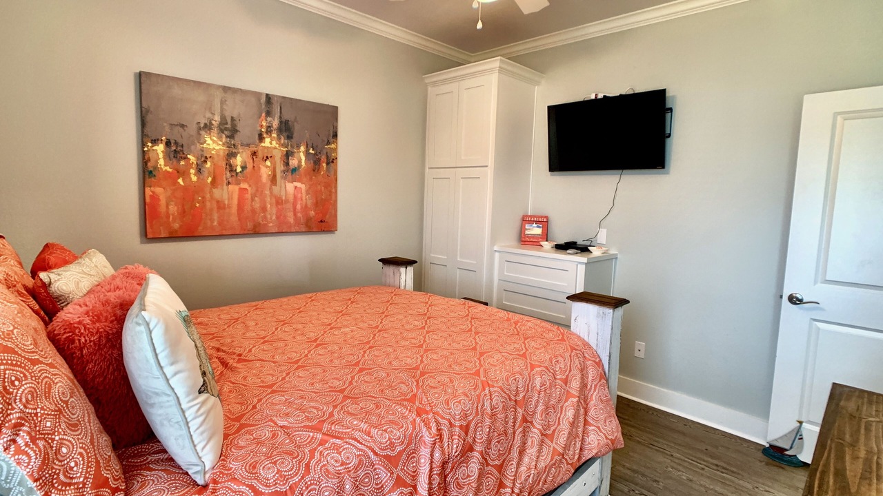 Photo of Bedroom in Port Bolivar
