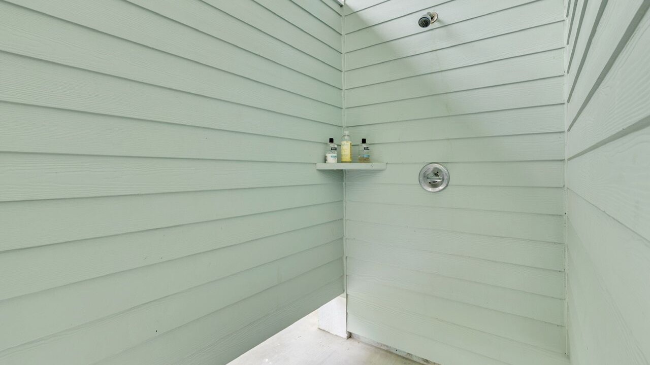 Photo of Bathroom in Crystal Beach