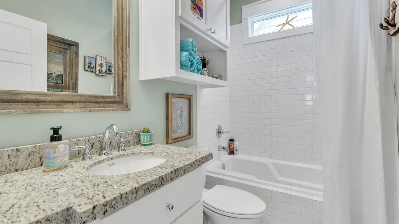 Photo of Bathroom in Crystal Beach
