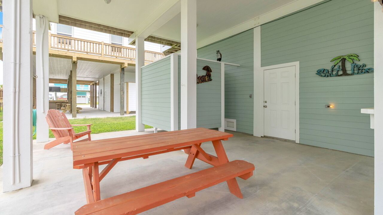Photo of Outdoor in Crystal Beach