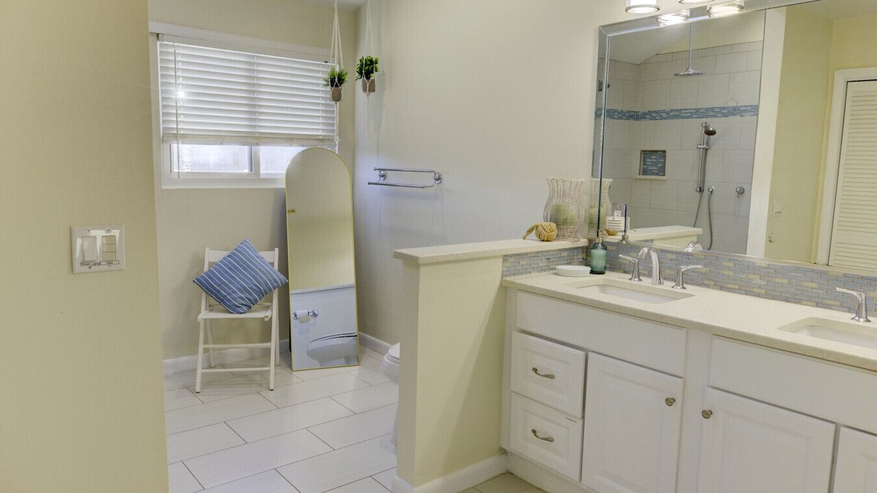Photo of Bathroom in Croatan Beach