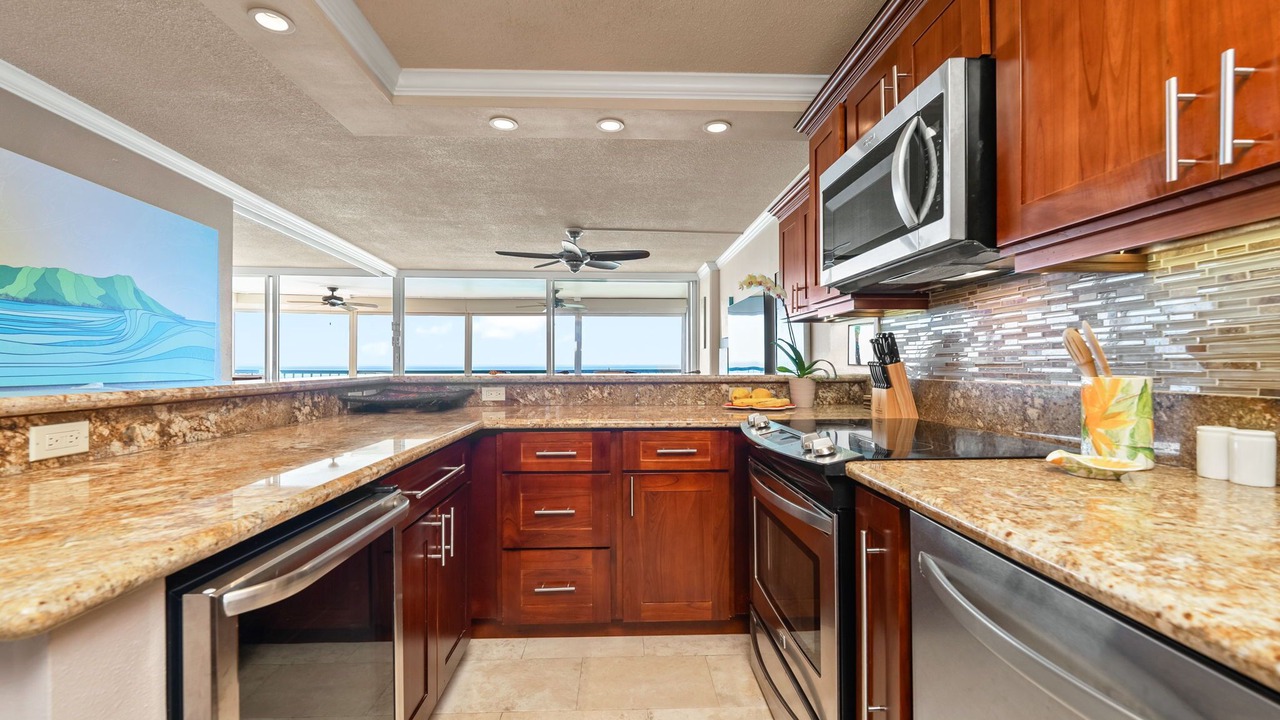 Photo of Kitchen in Diamond Head - Kapahulu - St. Louis