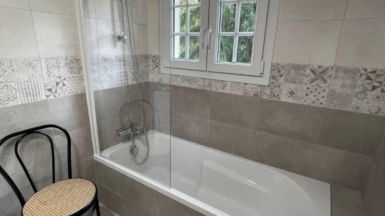 Photo of Bathroom in Nogent-le-Rotrou