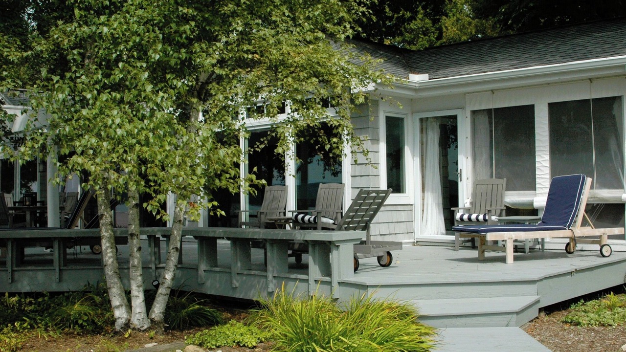 Photo of Patio Balcony in Maple City