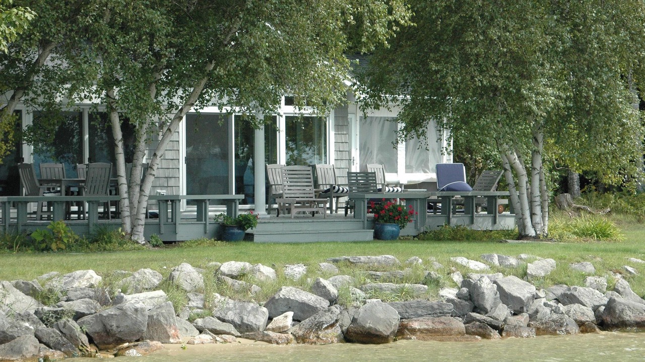 Photo of Patio Balcony in Maple City